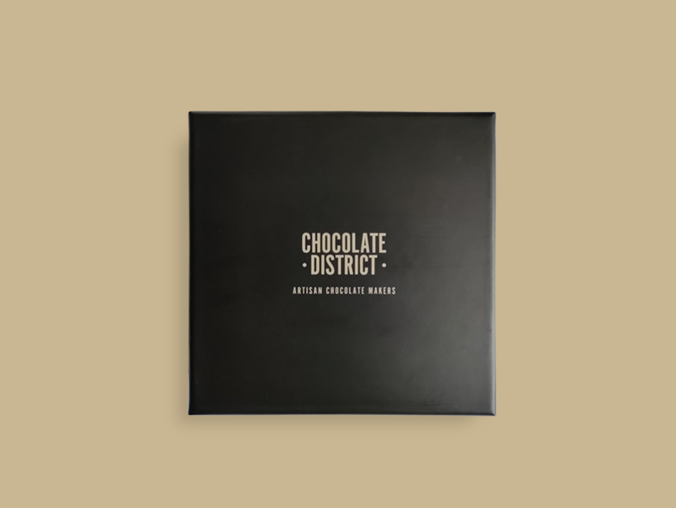 Artisan chocolate pralines, Box 16 Artisan chocolate pralines, Box 16